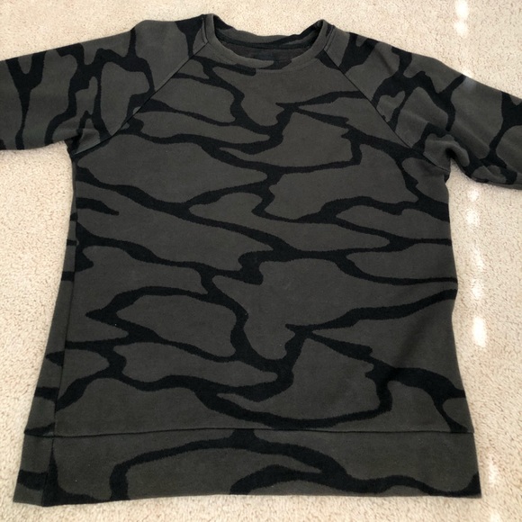Twenty Montreal Hyper Reality Tee in Camoflouge - Picture 4 of 9